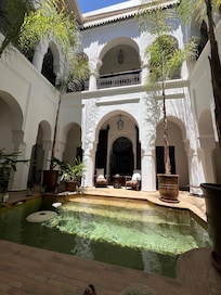 The quiet inner courtyard of the Riad!