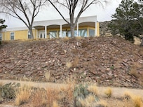 Access to front door