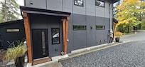 Separate, private side entrance to the Arbutus Loft