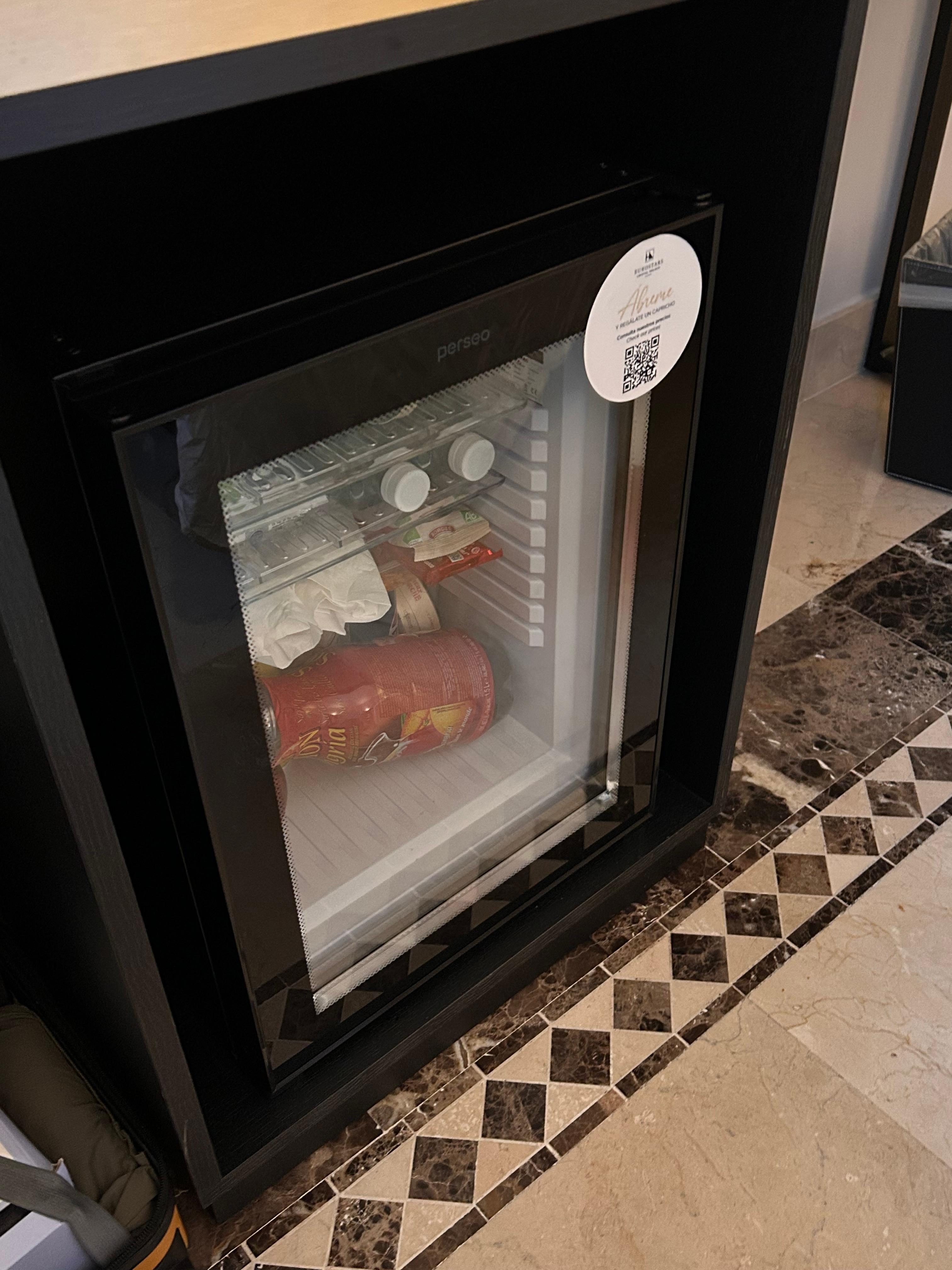 Frigobar com defeito, não gelava 