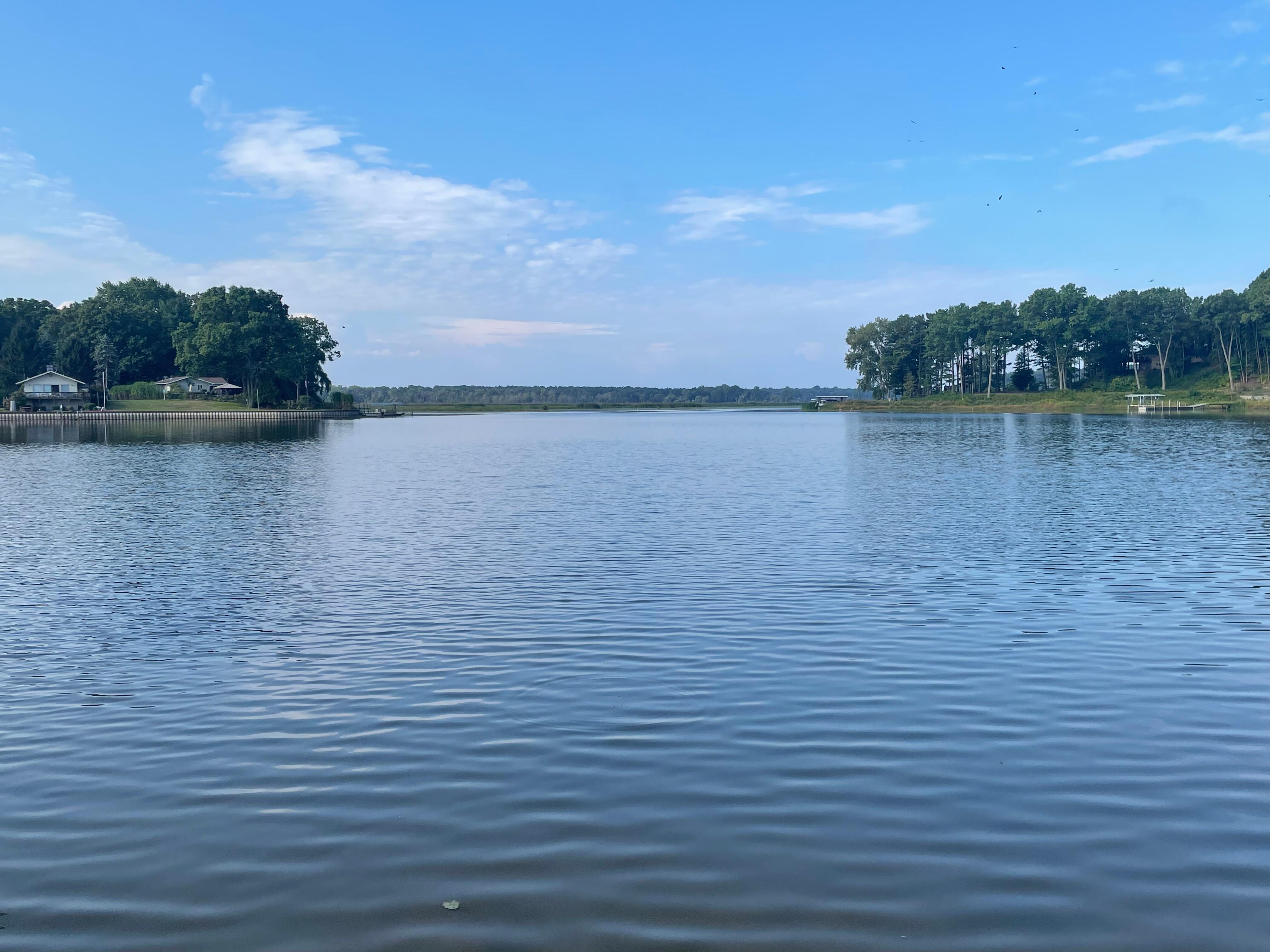 Beautiful water view within walking distance 