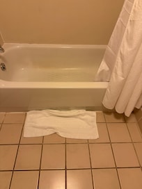 First room to check into not clean