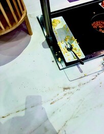 Ants infestation at the buffet