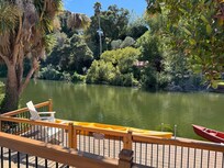 Beautiful scenery from the deck. So quiet and relaxing.