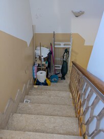 Escalier menant à la terrasse...