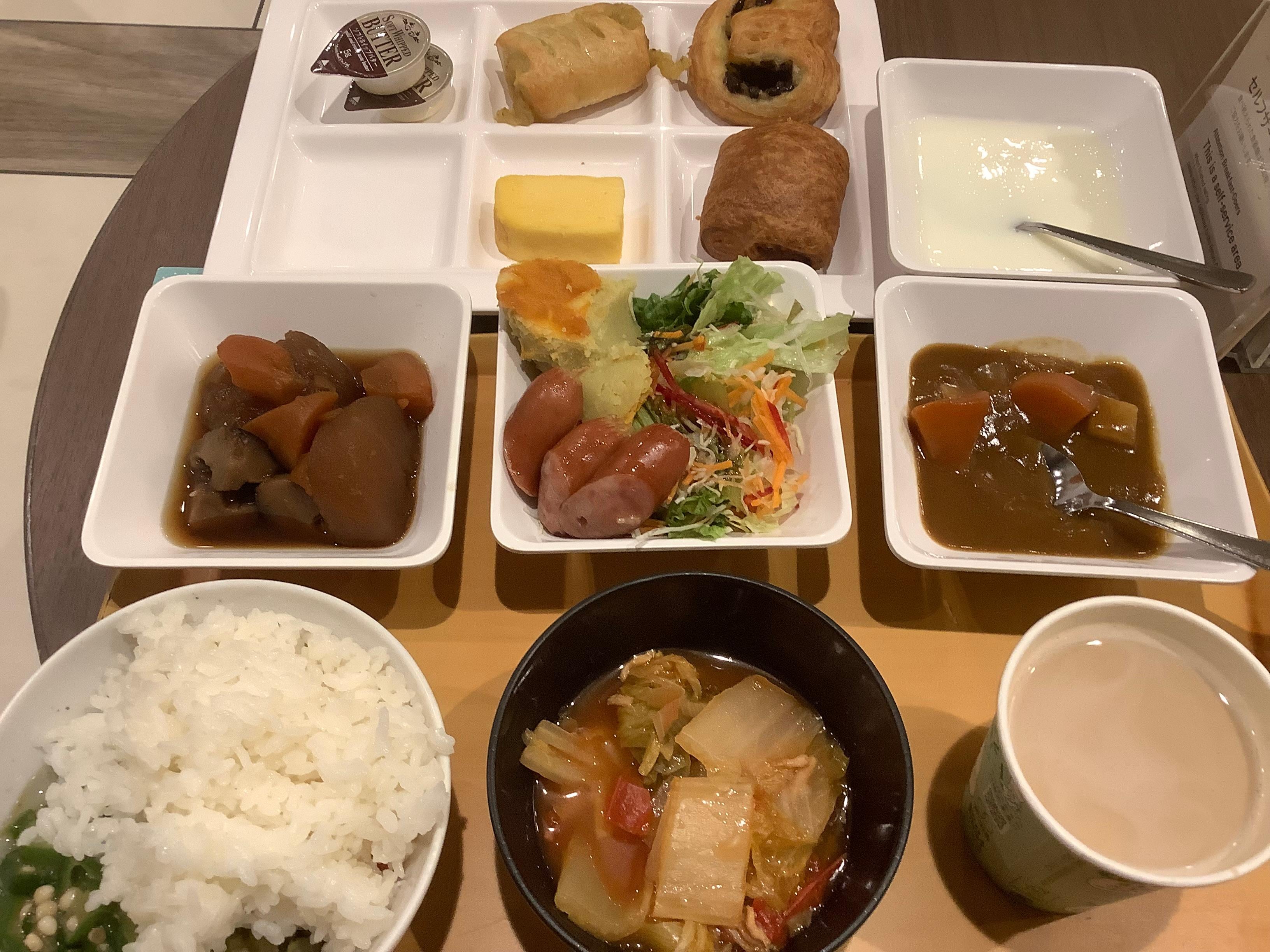 朝食ビュッフェ