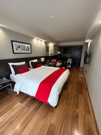 Big spacious room