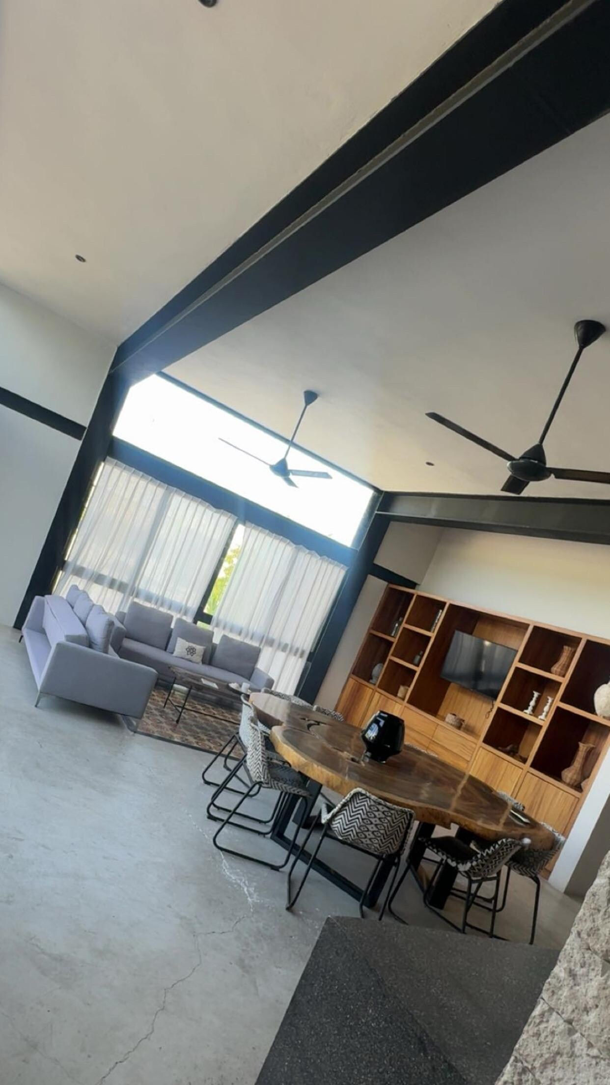 Apartment living space 