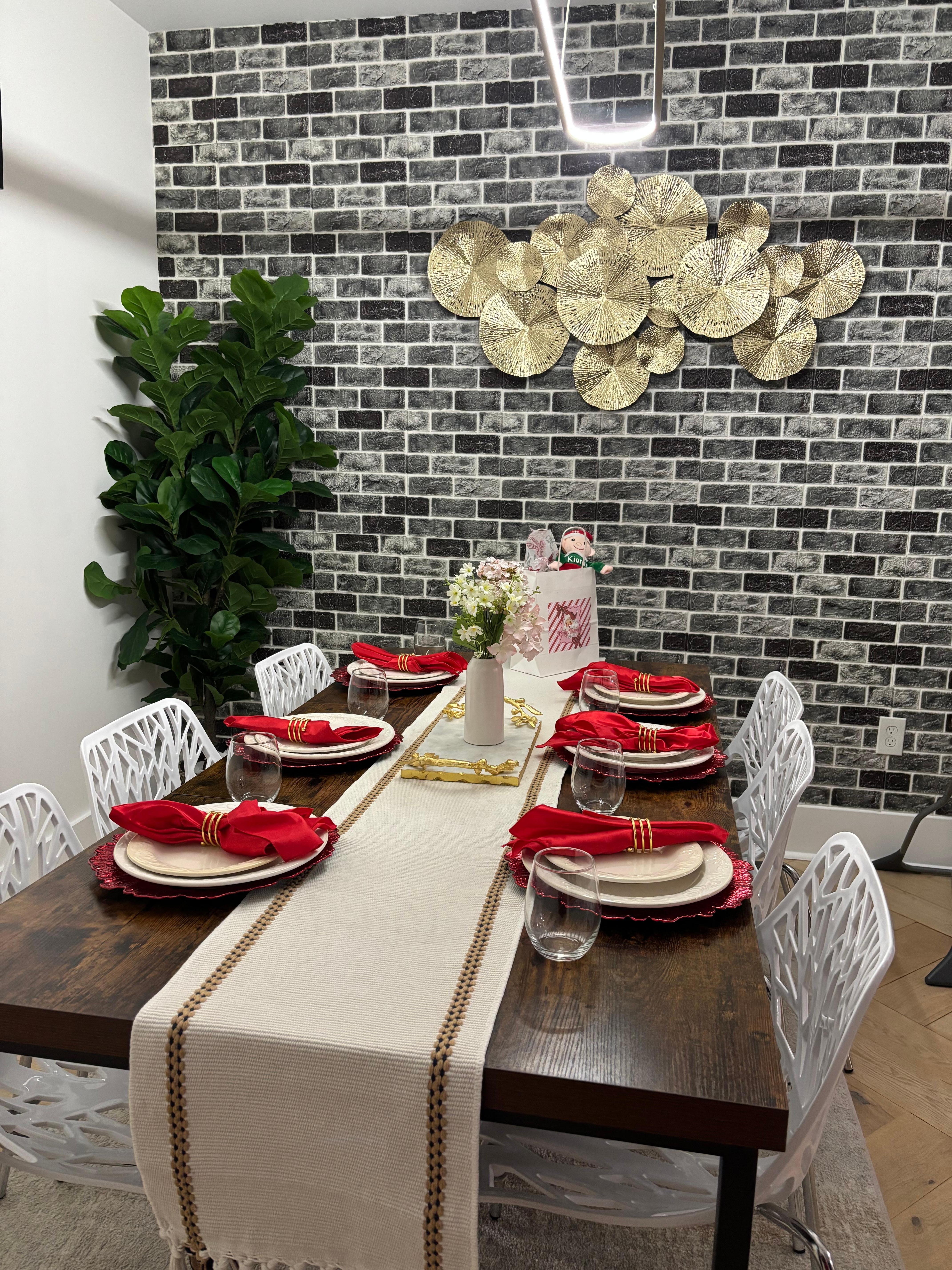 Beautiful table decorated for the holidays. 