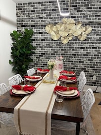 Beautiful table decorated for the holidays.