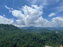 A view from Anakeesta in Gatlinburg