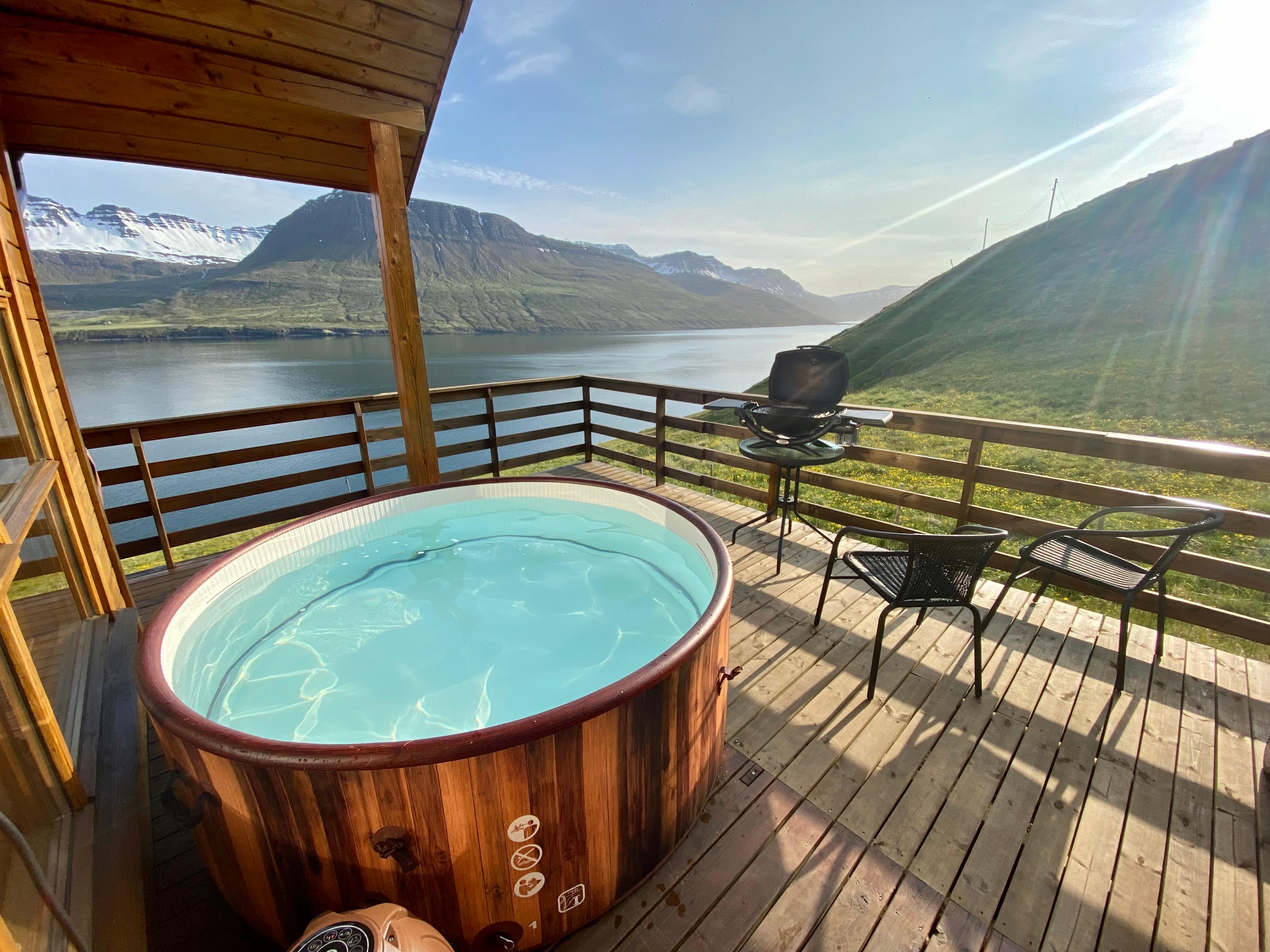 Hot tub with fjords view. 