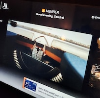 Always a good welcome to your suite 🥂🎆