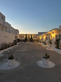 Viale esterno hotel