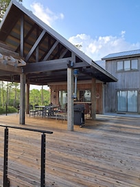 Back deck with gas grill. Absolutely perfect!