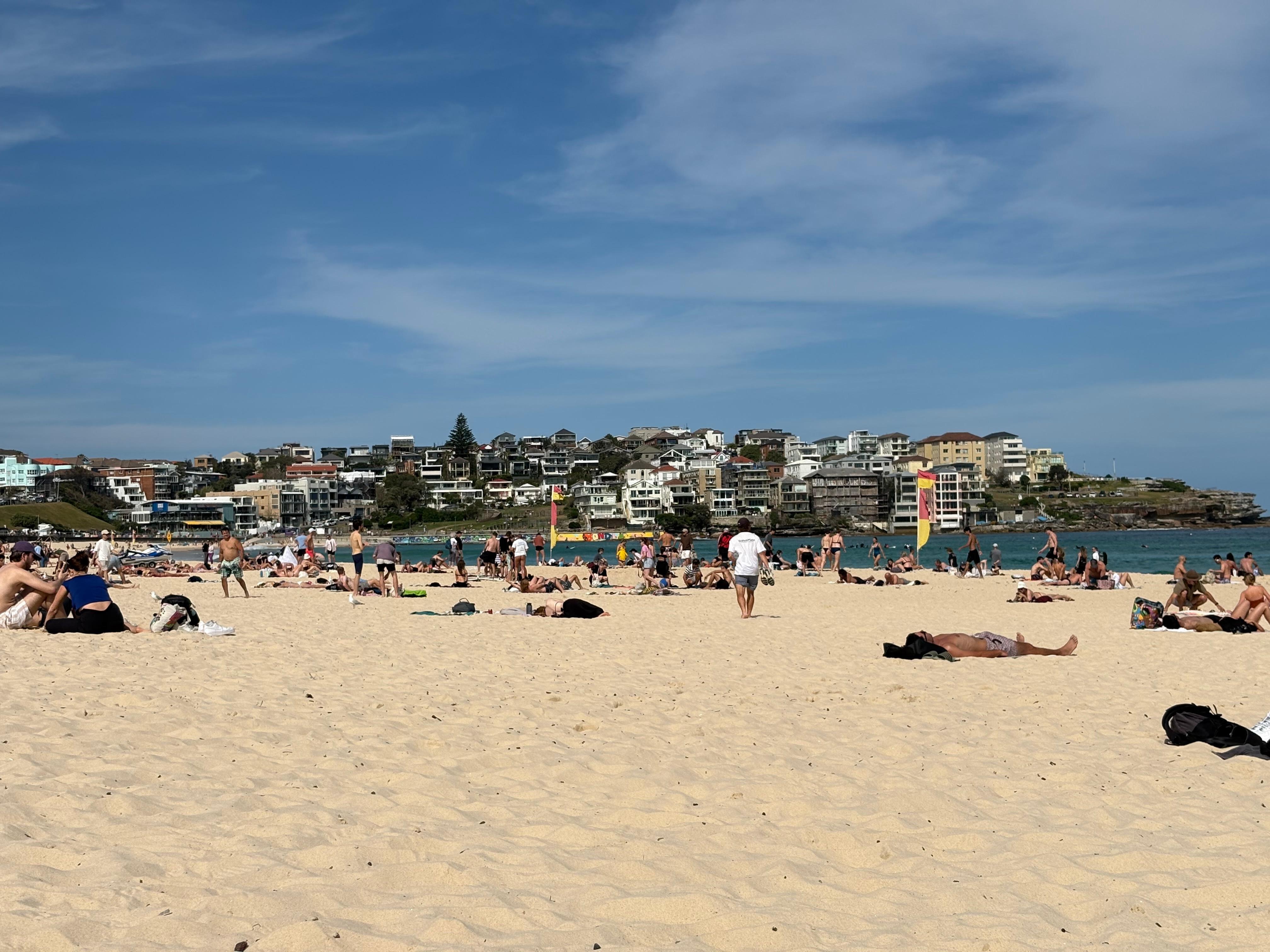 10 minute walk to the beach. 