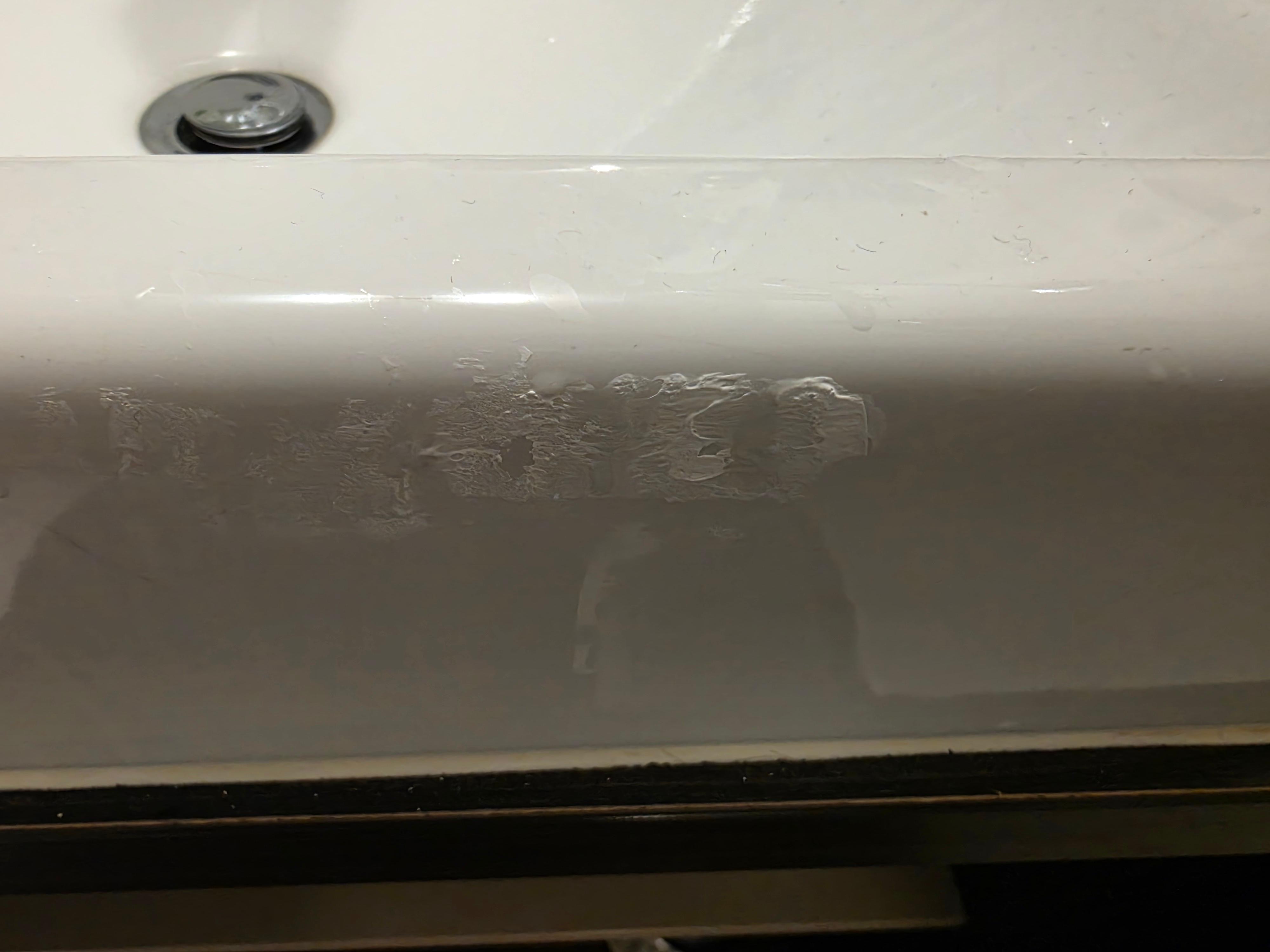 Traces de dentifrice