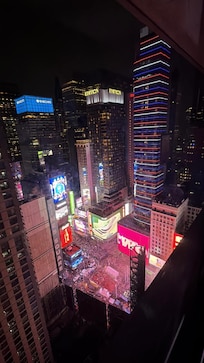 Unser Blick aus dem Zimmer! (35. Stock)