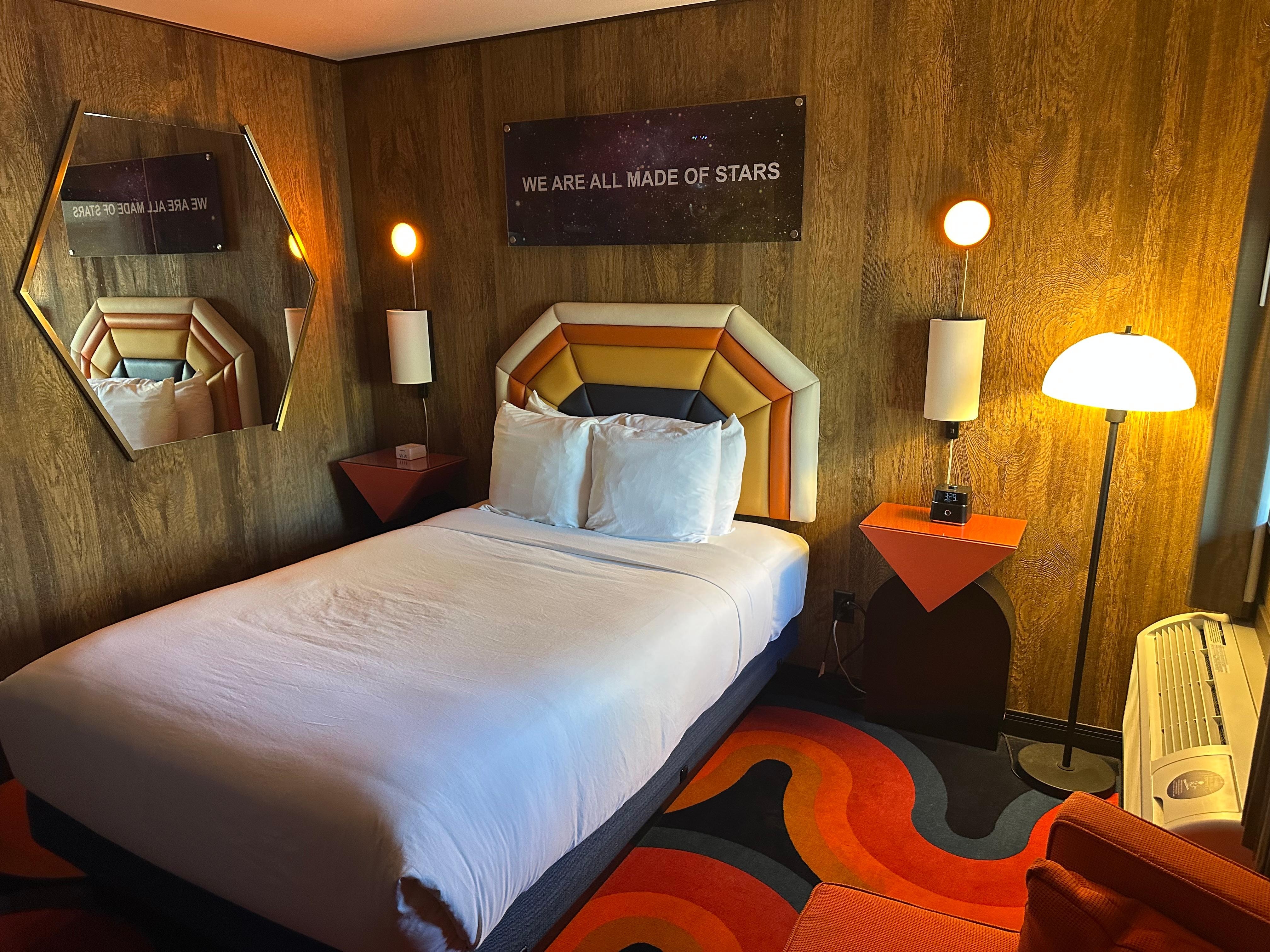 This place is. Whole vibe ! Retro at its finest! 