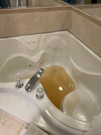 Brown water in tub