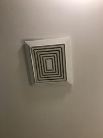 Dirty fan and doesn't work.