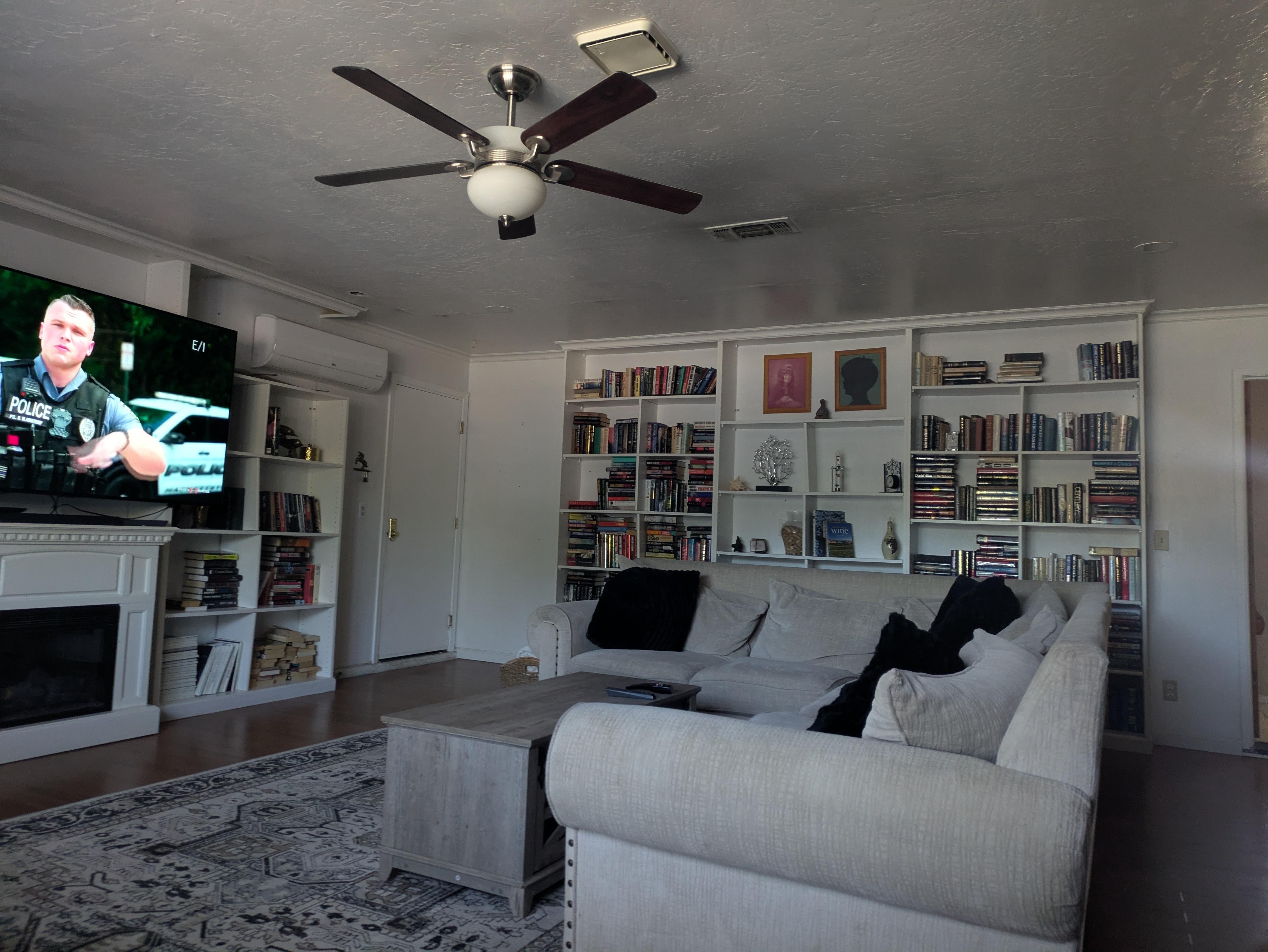 Huge TV and big couch to relax 