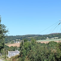 Le gîte en haut a gauche