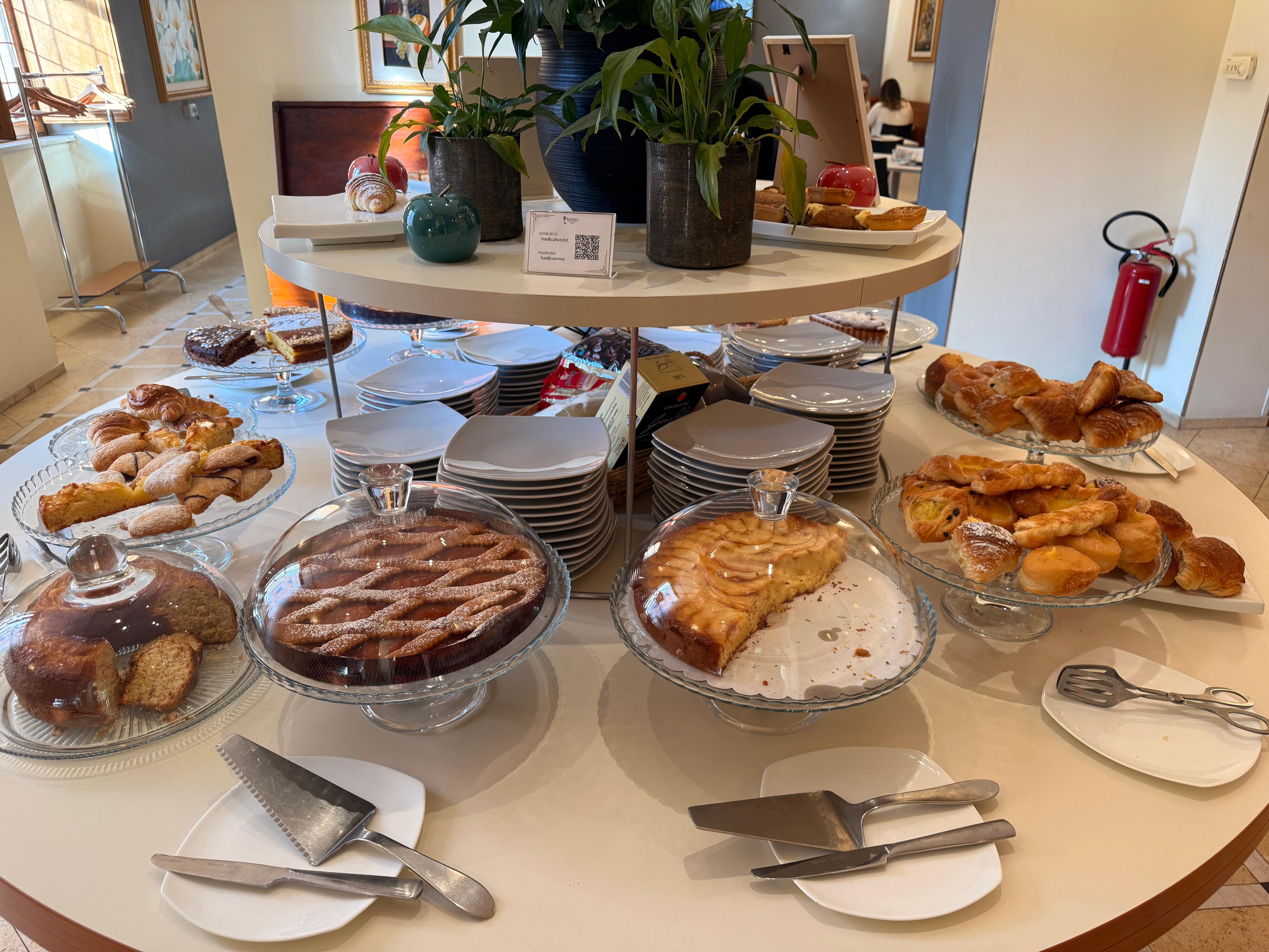 Breakfast 