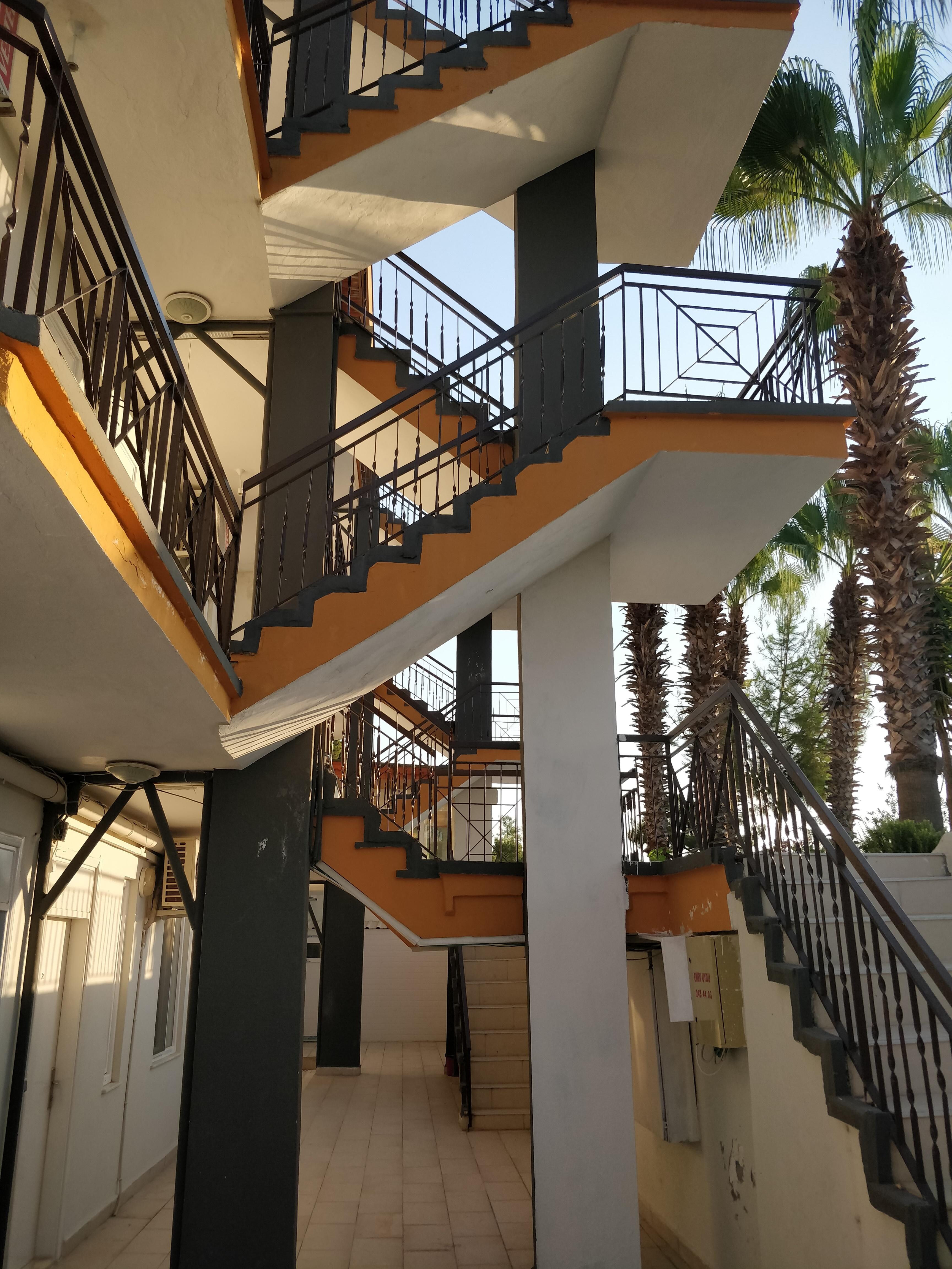 Входы в номера