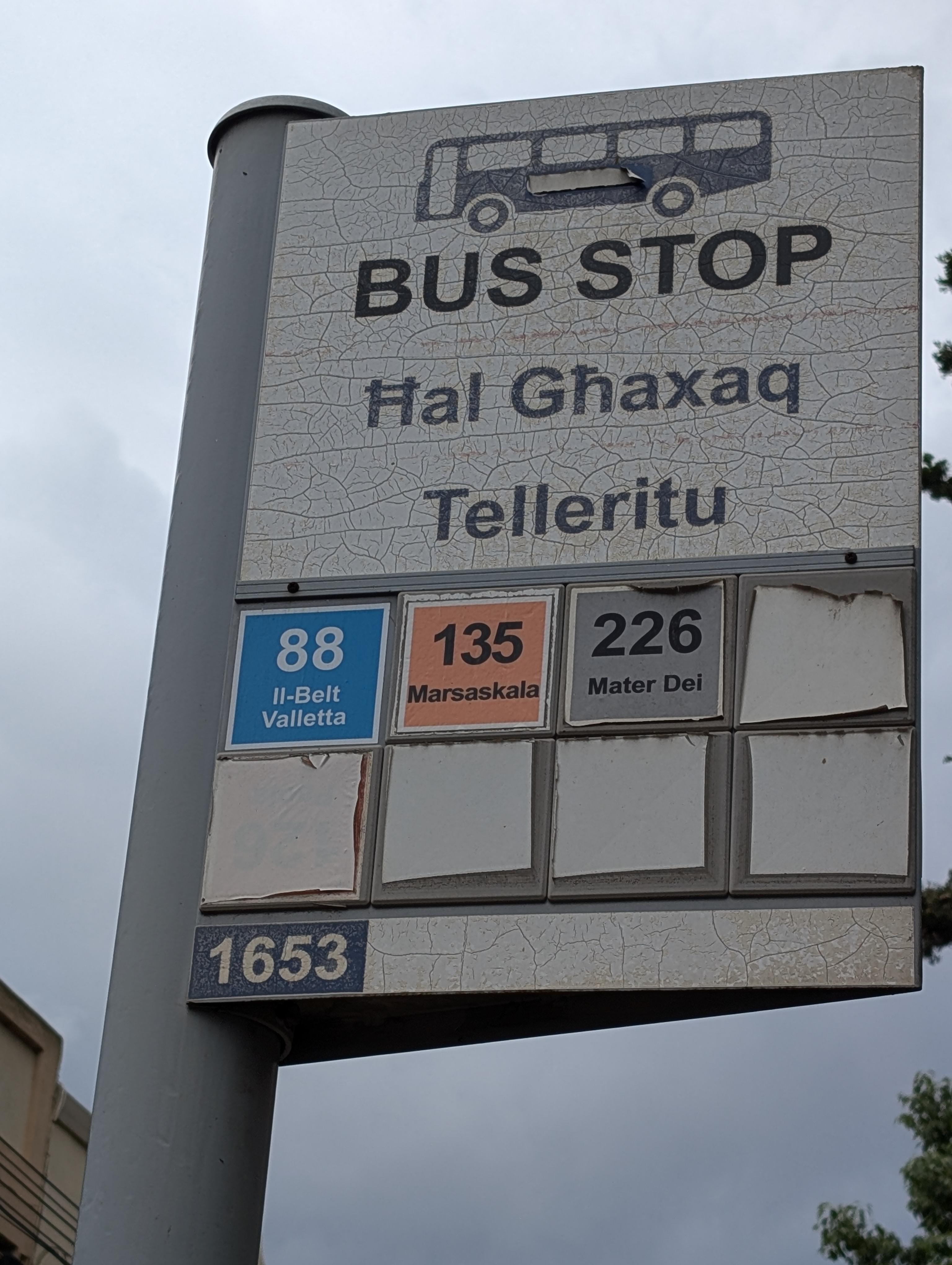 Convenient bus stop about 3 min walk