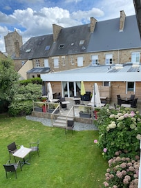 Côté cour
