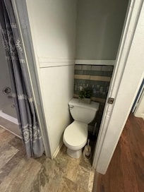 This is what the bathroom actually looked like