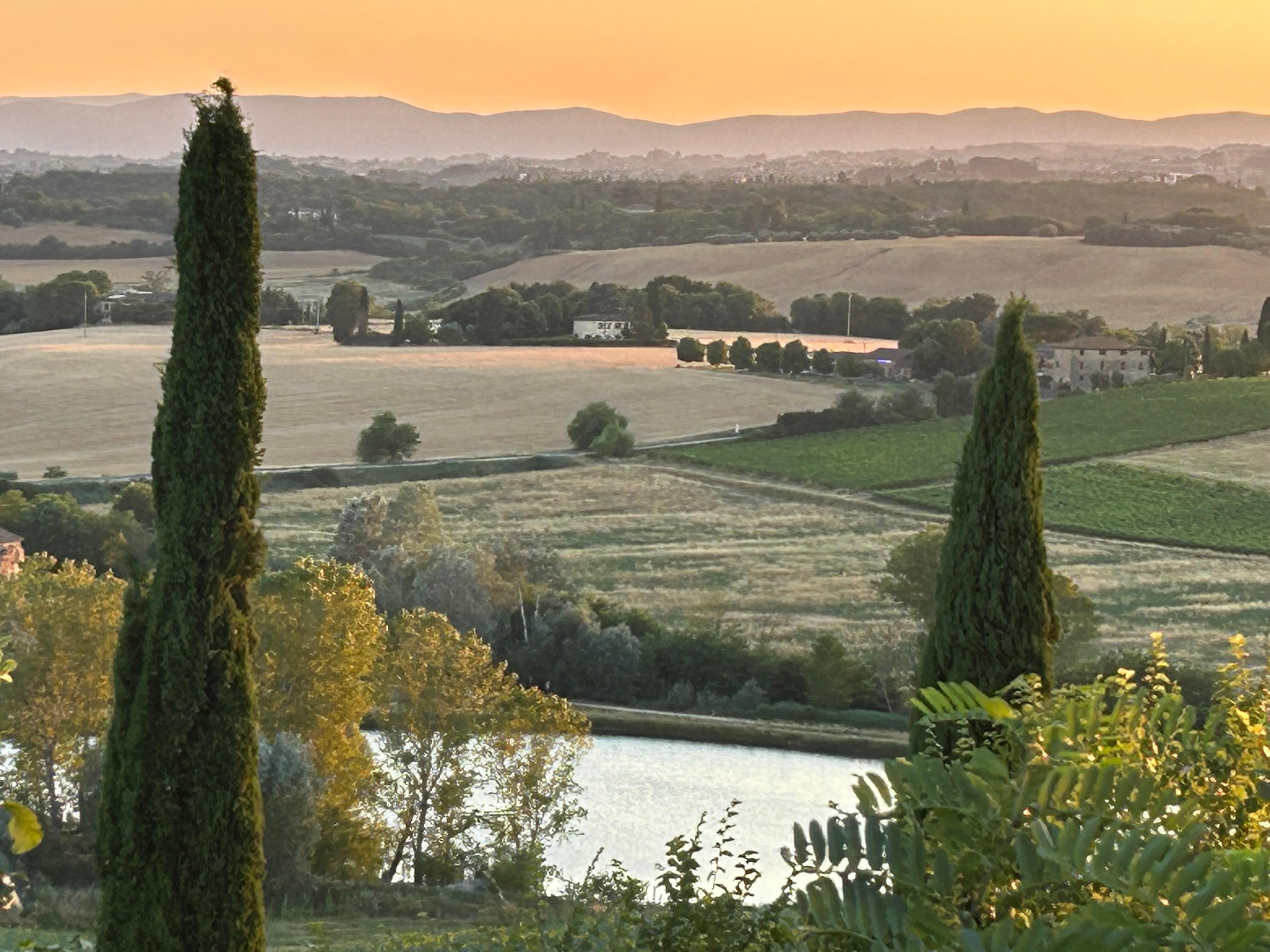 Panoramic scenic views