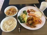 朝食