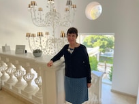 Central stair to rooms garden beyond