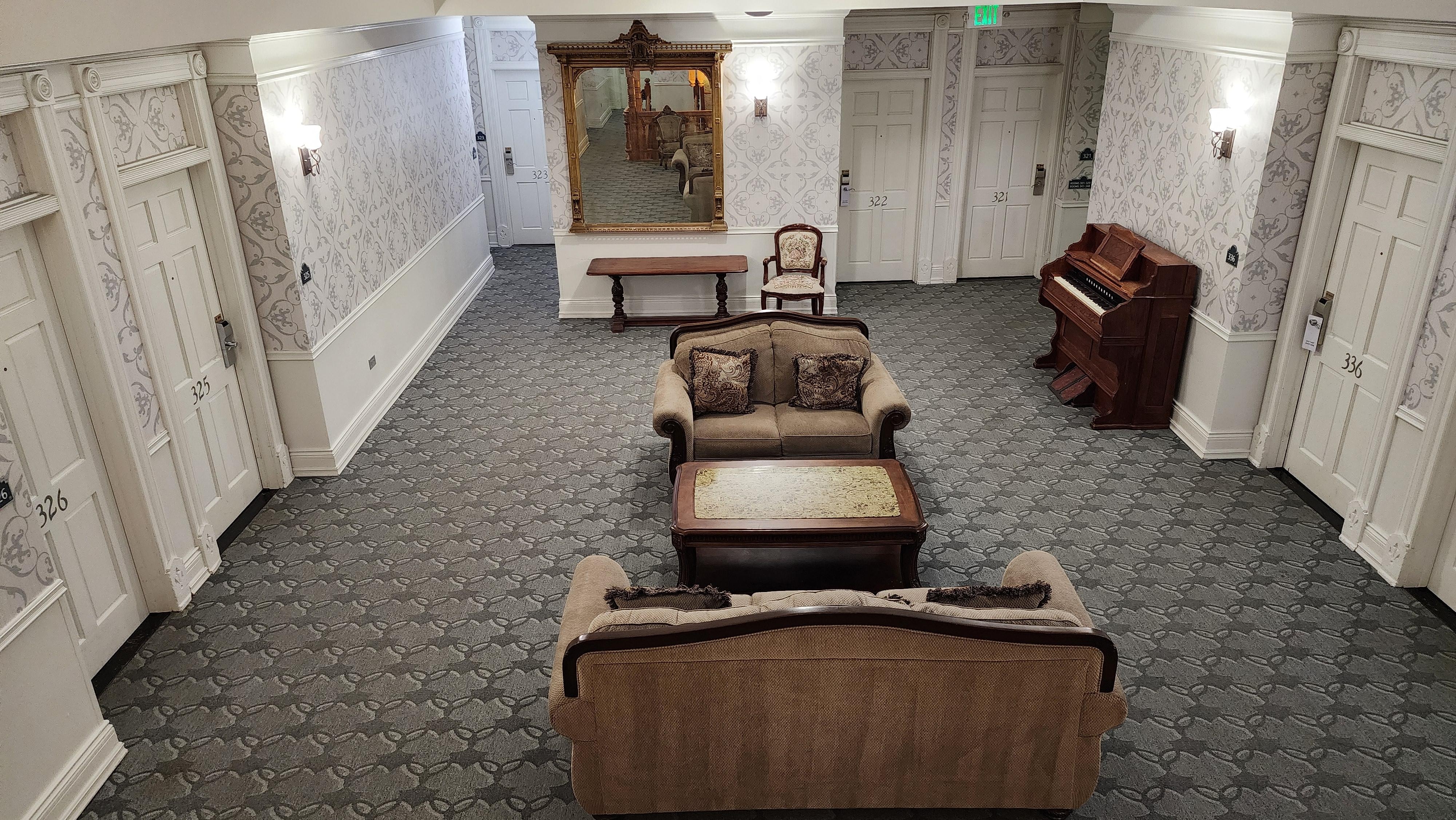 Common area on the floor