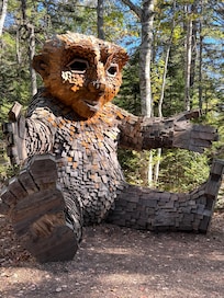 Troll in Botanical Gardens