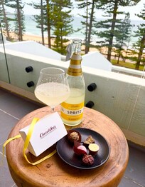 Descent size balcony to relax with a view