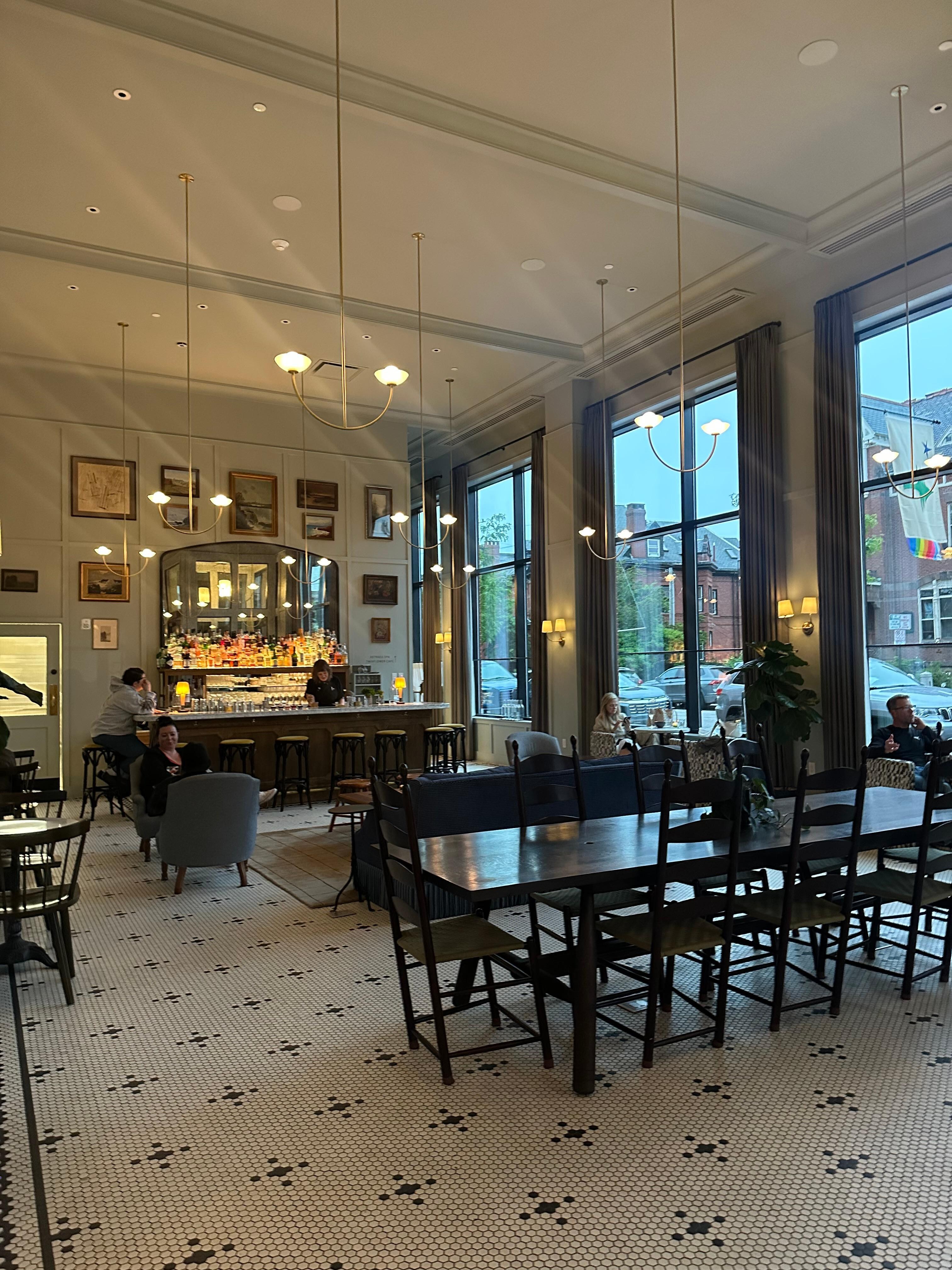 The sexy and romantic bar/lounge 