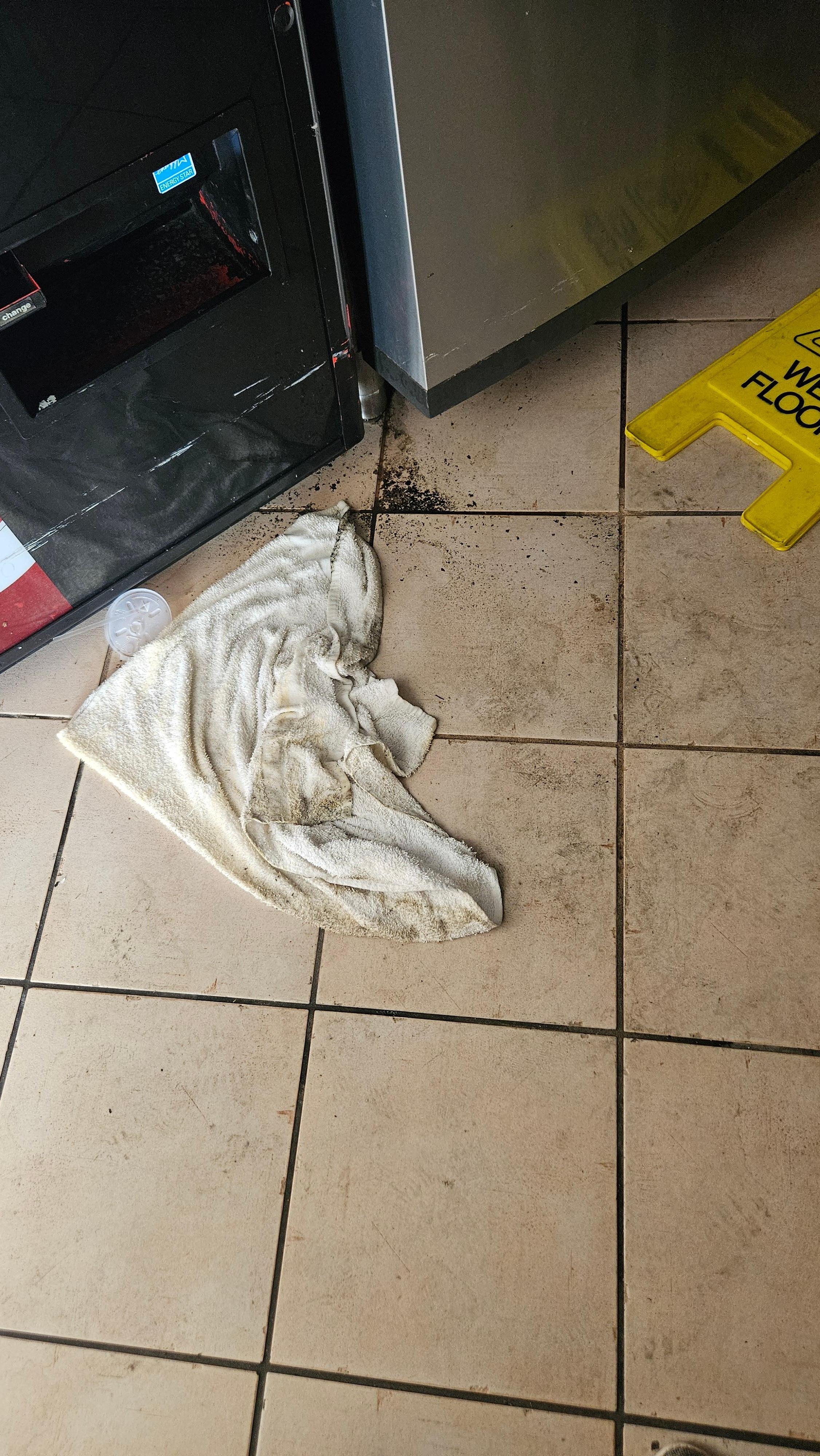 Black mold and wet towel by ice machine