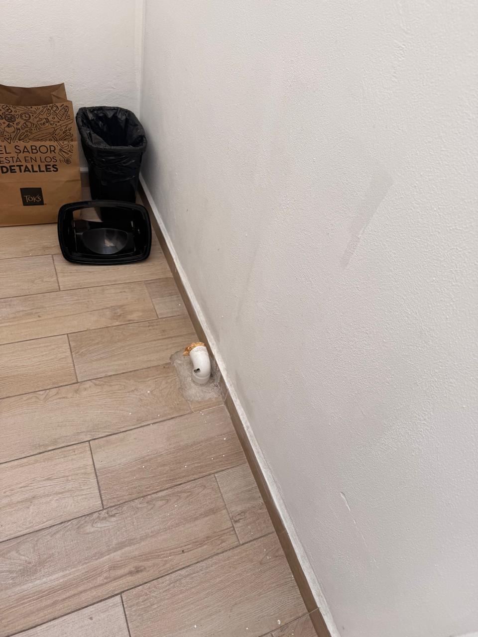 Acabados sin terminar y tuberías expuestas
