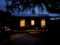 Hondo cabin