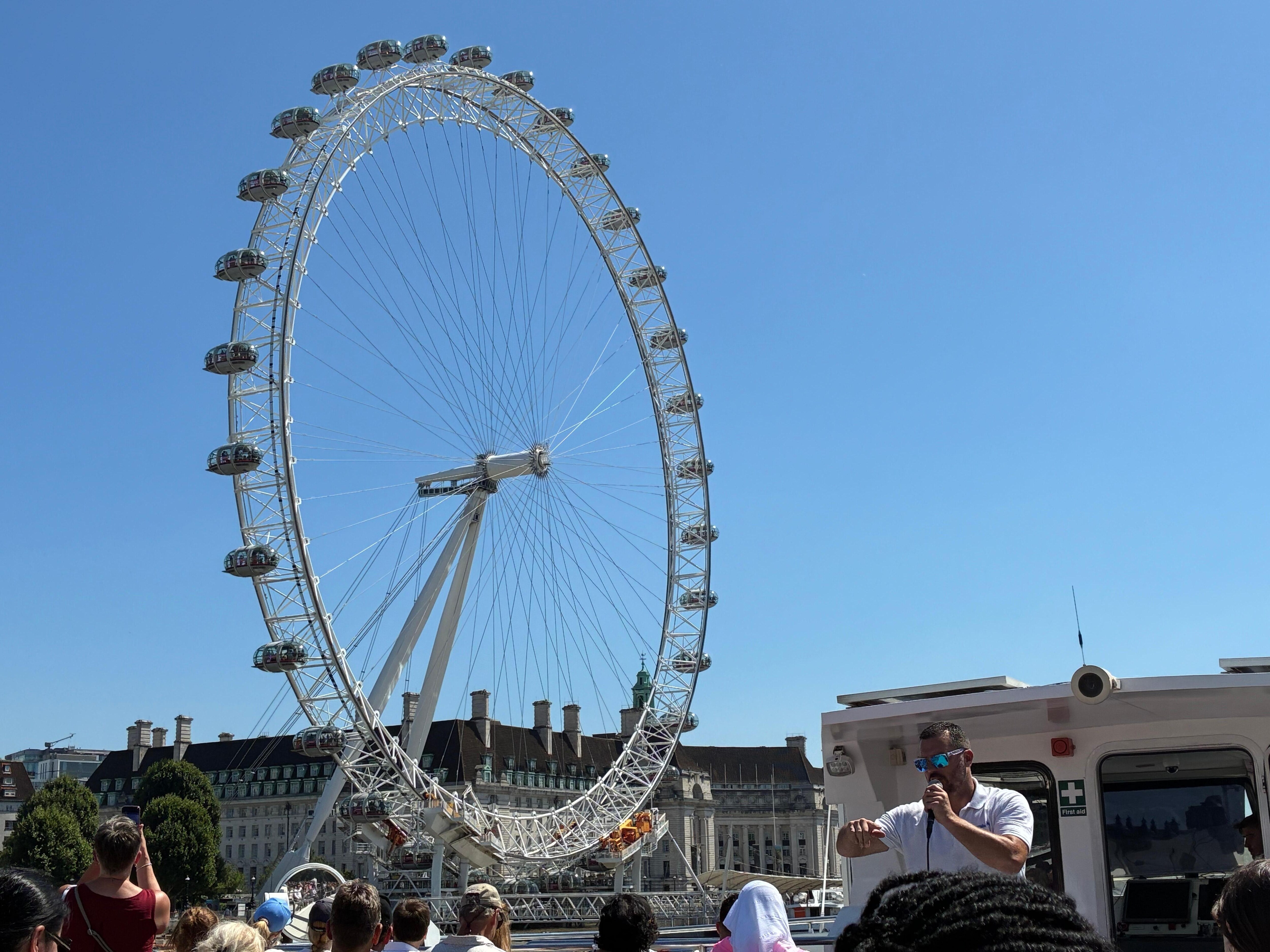 Would recommend the hop on / off buses combined with the riverboat tour 