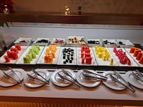 Breakfast fruit display