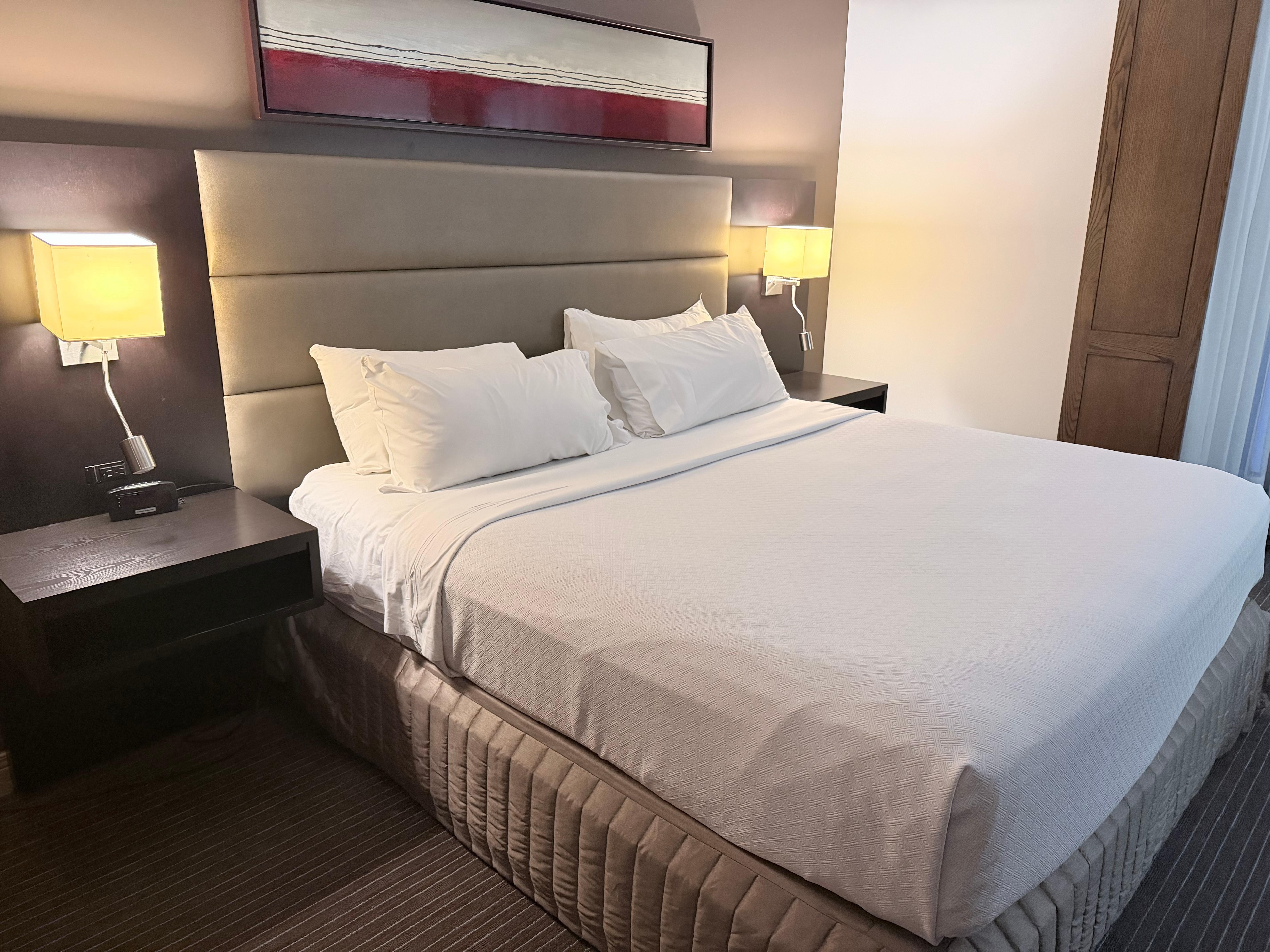 Comfortable bed and pillows were very nice and supportive 