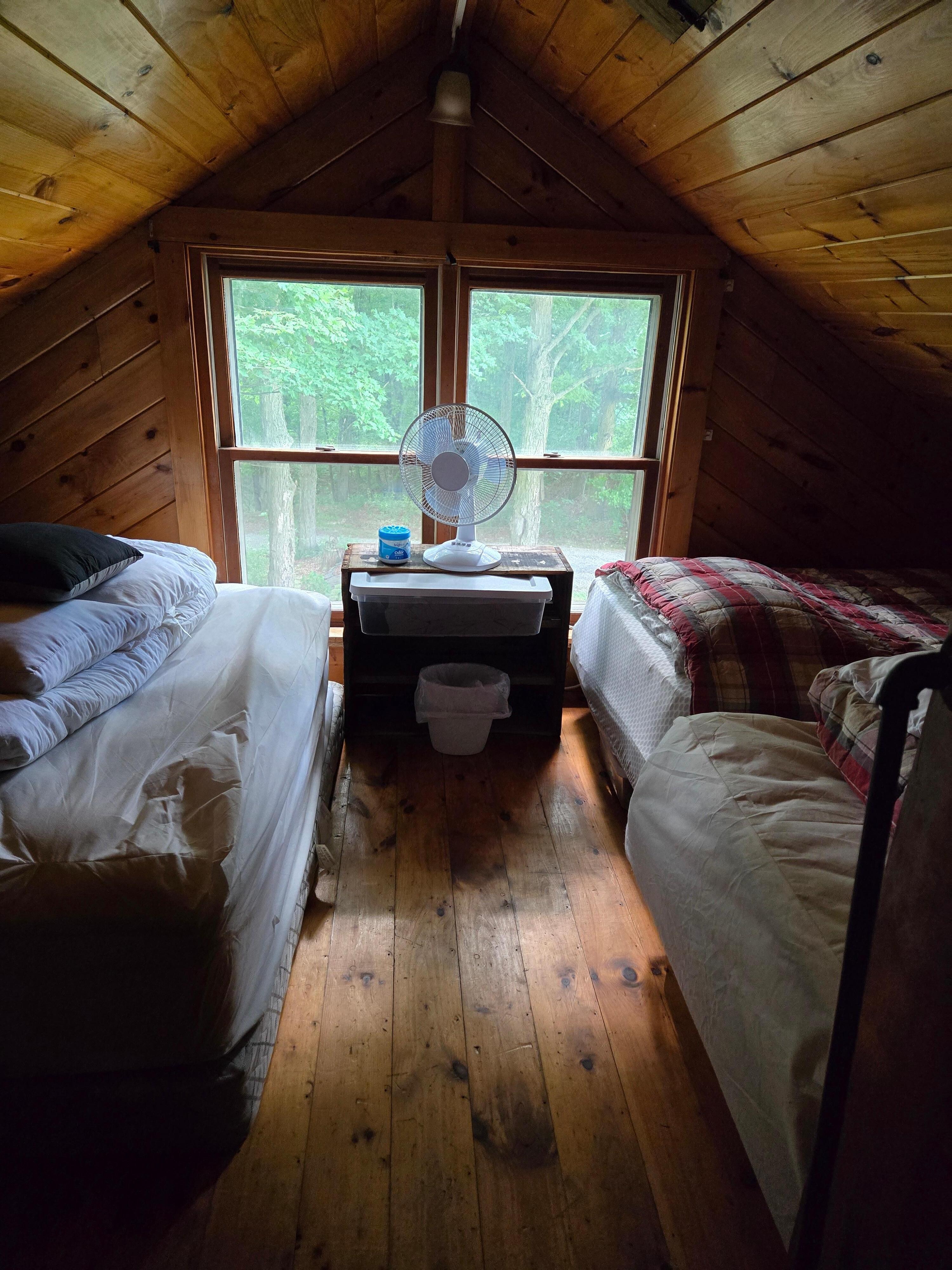 My kids loved this room! 1 double bed & 2 twin beds, perfect for the kids.