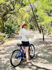 Bike ride through Acacia State Park