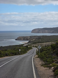 10-15 min away from Marion main attractions.