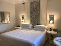 Room in main Torre