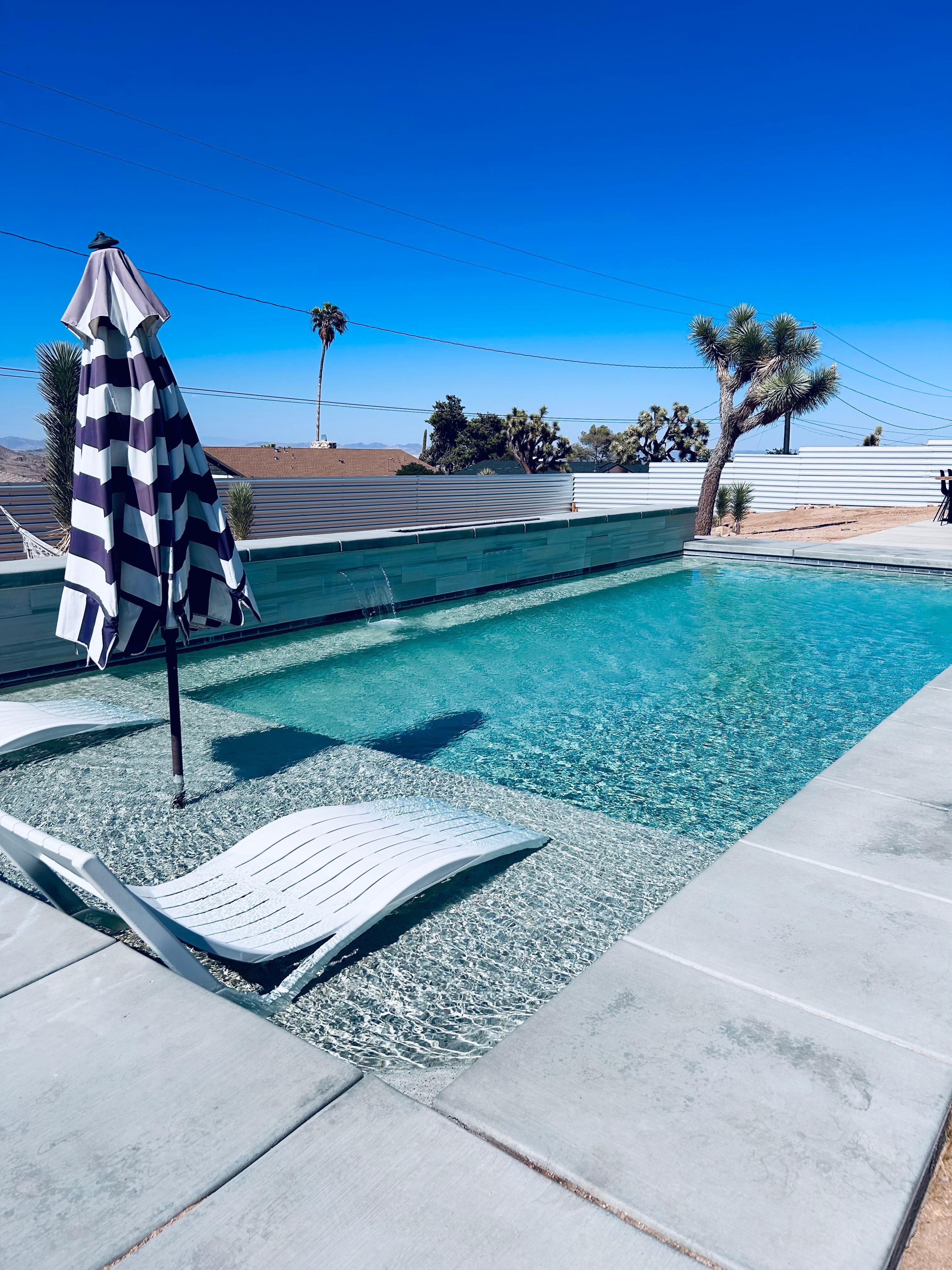 5ft really nice pool!!